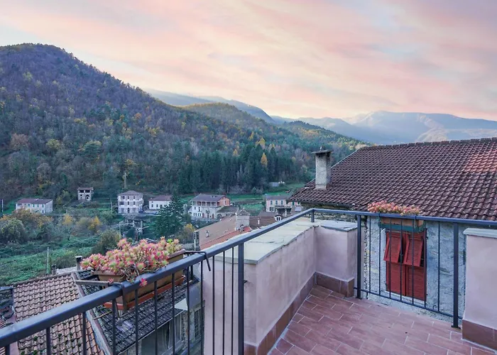 Gorgeous Home In Ponti Di Pornassio